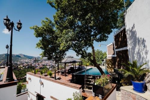 terraza_alberca_kiosco